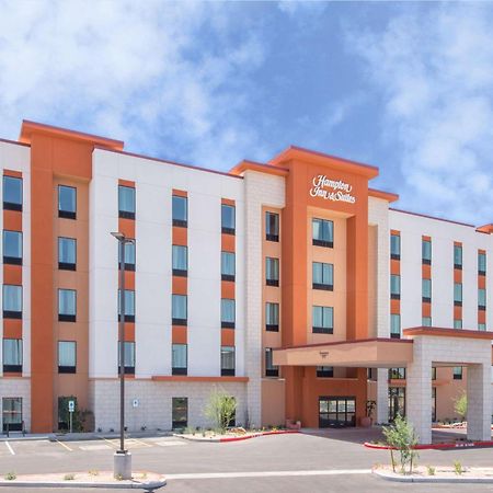Hampton Inn & Suites Phoenix - East Mesa In Gilbert Exterior photo